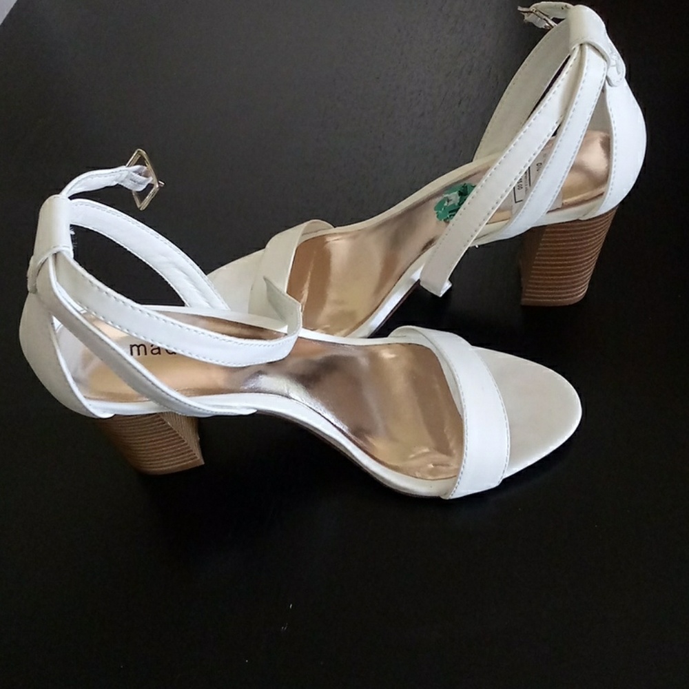 Shoes - Picture 2 of 3